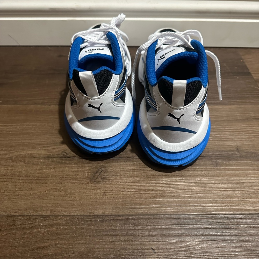 Puma Men's Athletic Shoes Black White Blue New - Picture 3 of 6